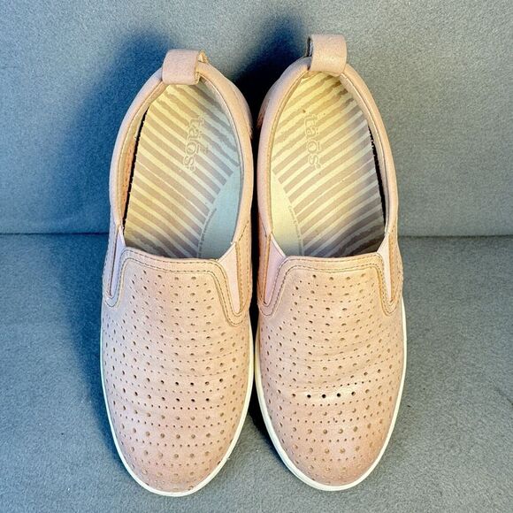 Taos Footwear Leather Sneakers Sz 6 Pink Court Shoe Perforated Slip-On Comfort - Picture 5 of 9